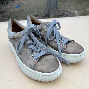 Sofft Parkyn Leather Camo Print Platform Sneaker Gray/Brown Sz 6M
